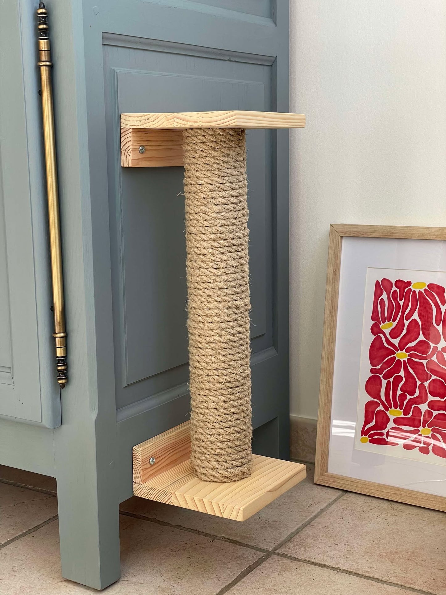 Notre griffoir mural