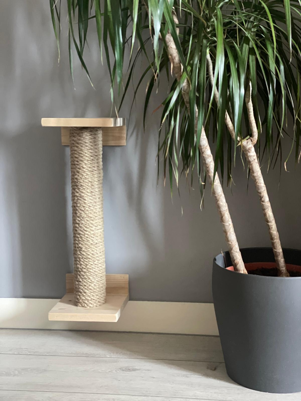 Notre griffoir mural