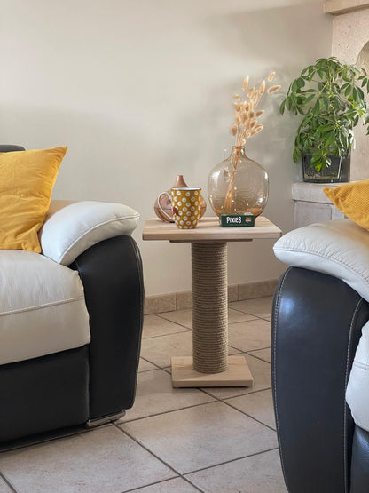 Notre table d'appoint griffoir